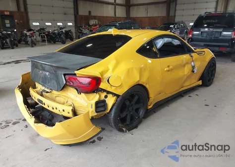 2015 Scion Fr-S Release Series z USA, uszkodzony, nr VIN JF1ZNAA13F8706420